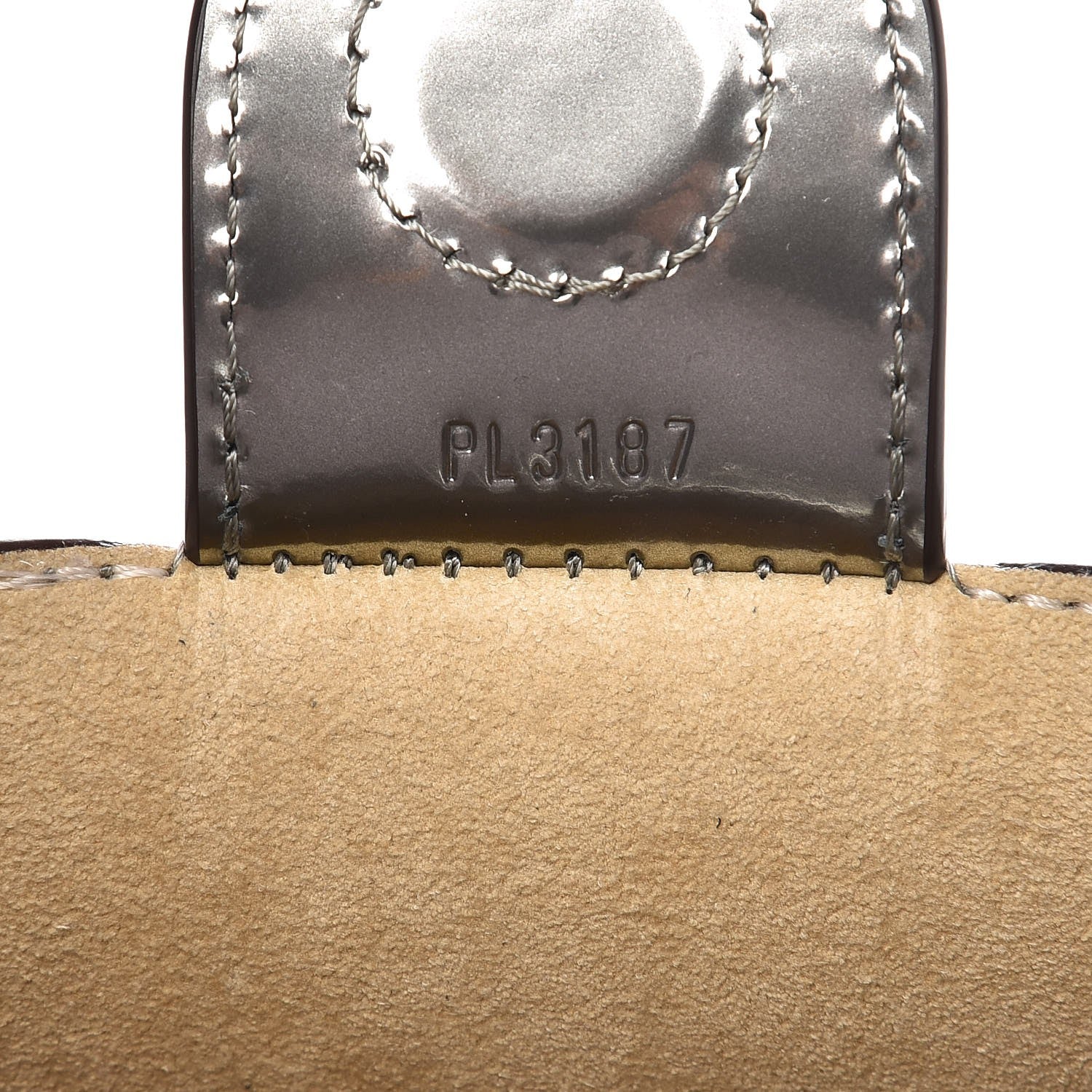 Louis Vuitton Vernis Long Beach PM Gris Metal 8 of 8
