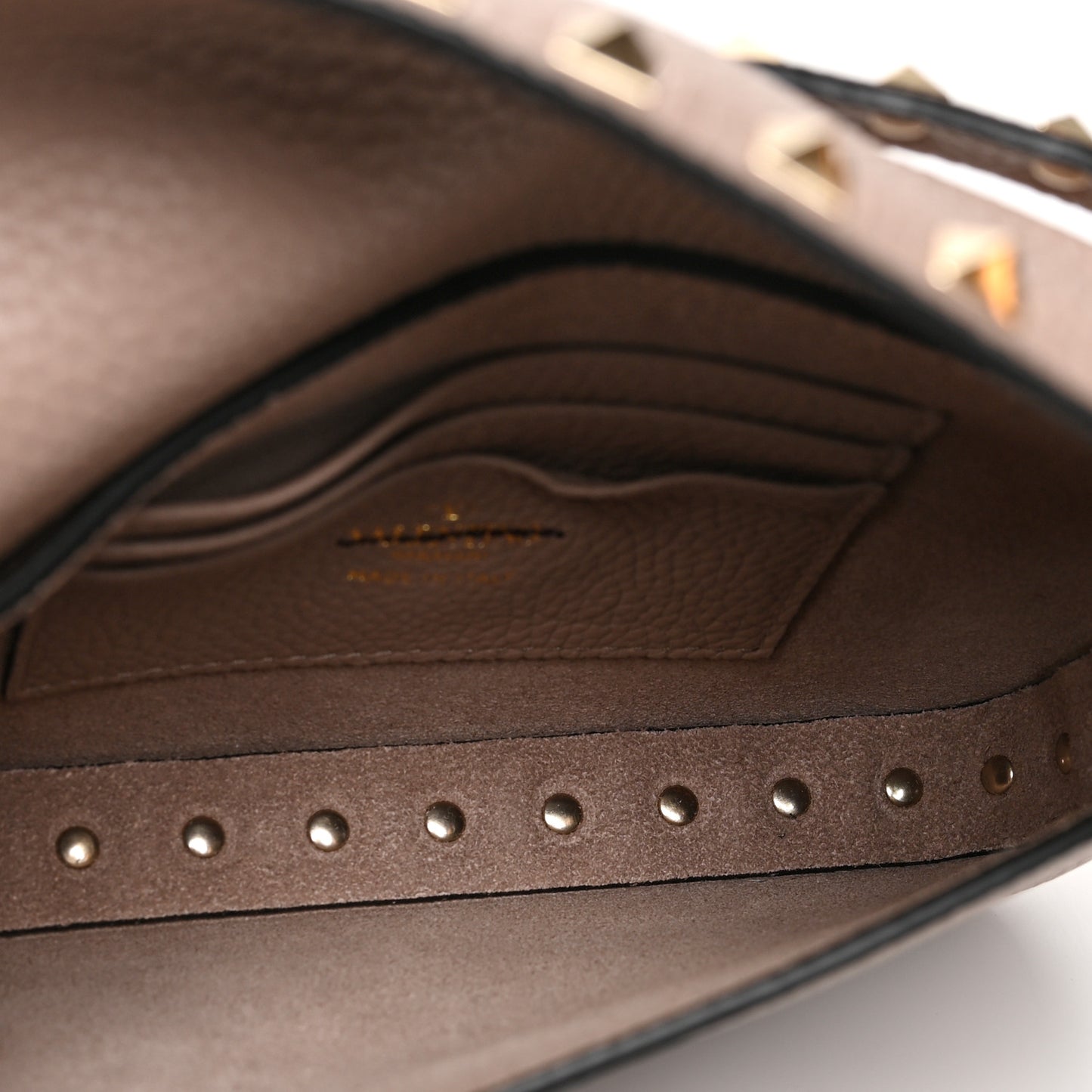 Grainy Calfskin Rockstud Crossbody Pouch Poudre