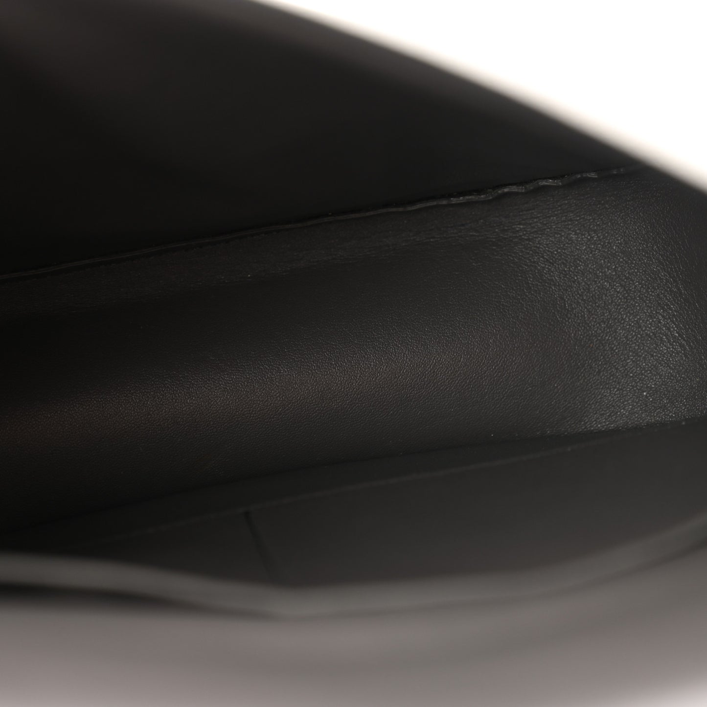 Baby Grained Calfskin Small Trotteur Grey