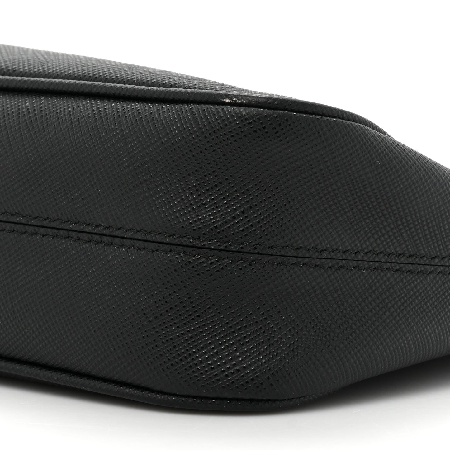 Saffiano Lux Re-Edition 2005 Shoulder Bag Black