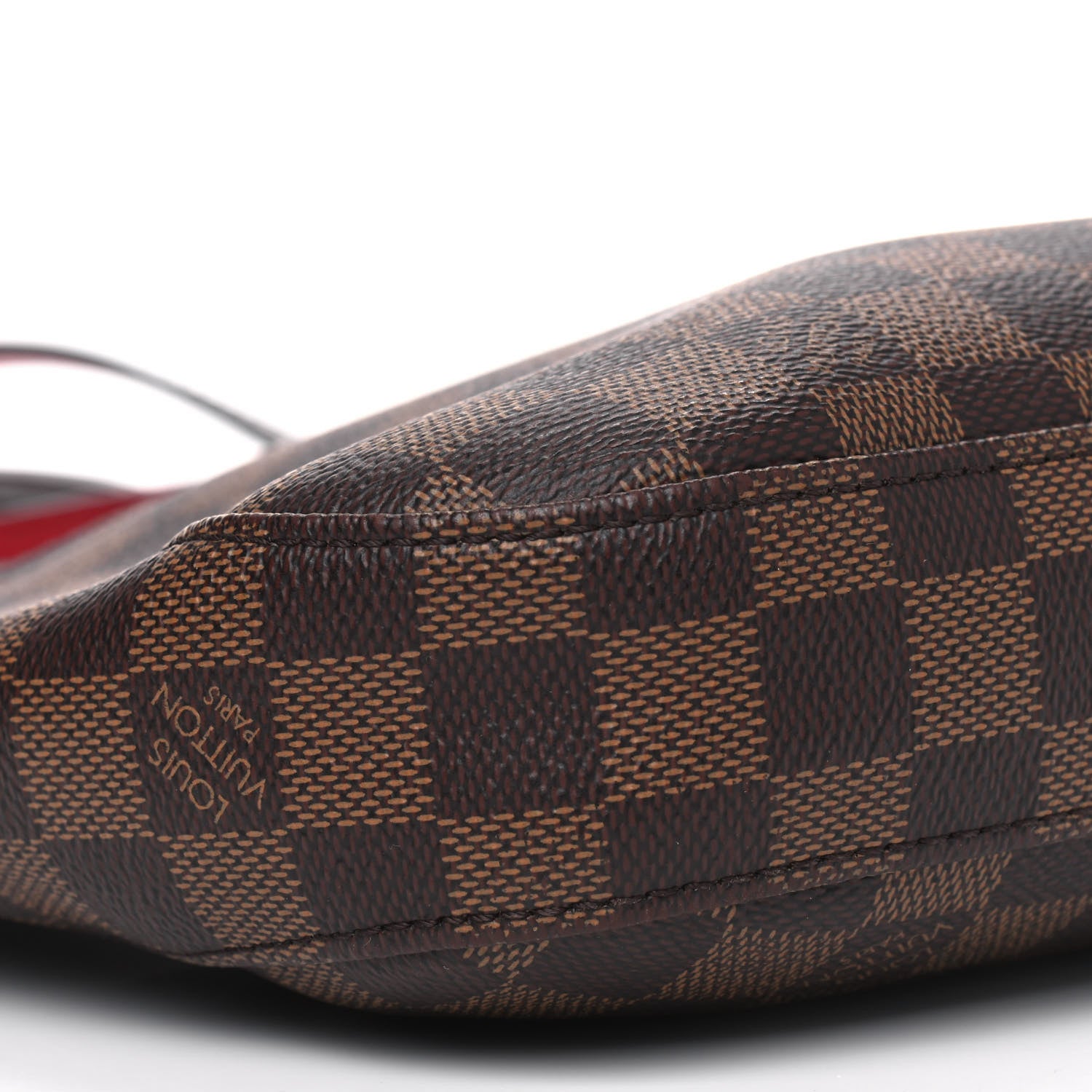 Louis Vuitton Damier Ebene South Bank Besace 6 of 10
