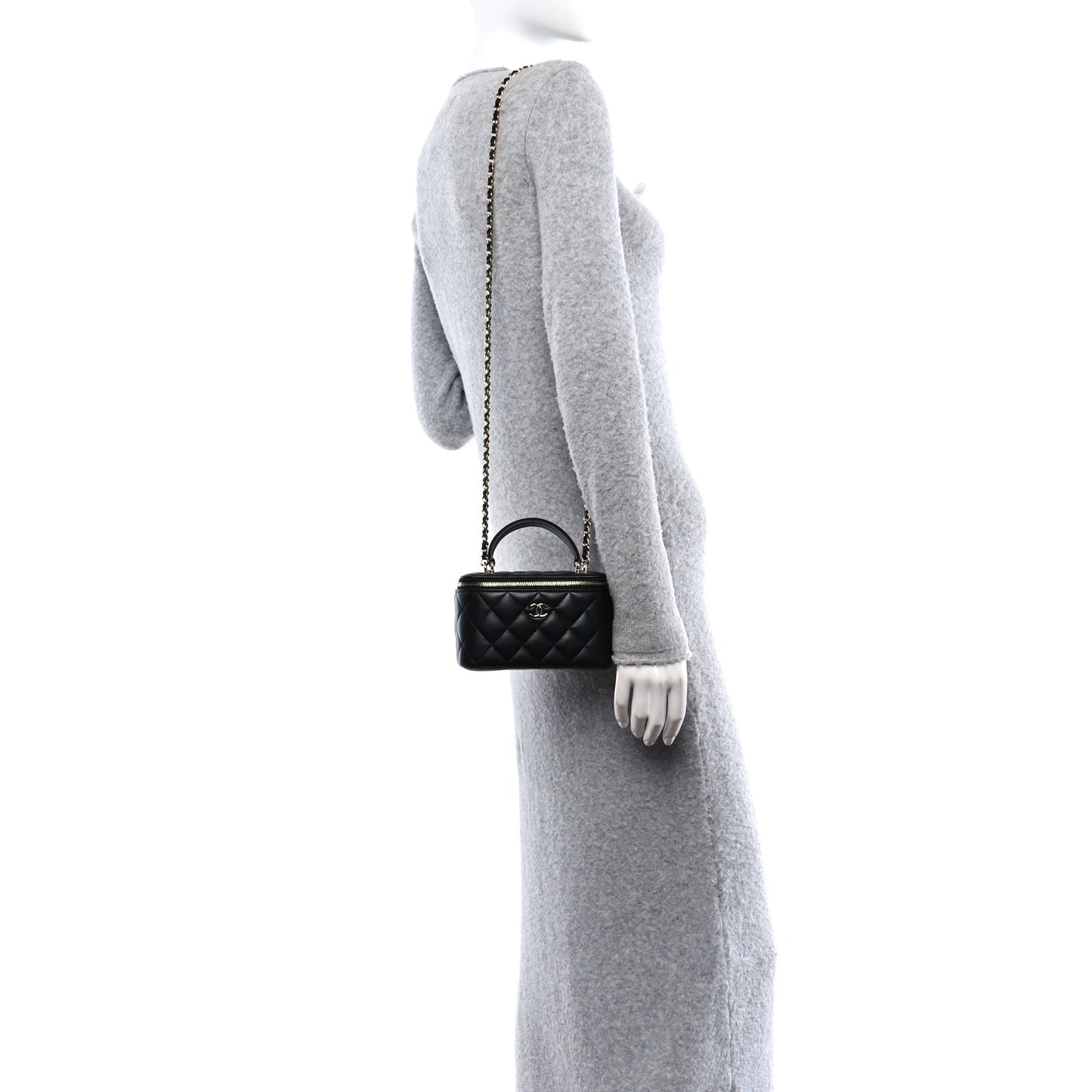 Lambskin Quilted Small Top Handle Vanity Case With Chain Black