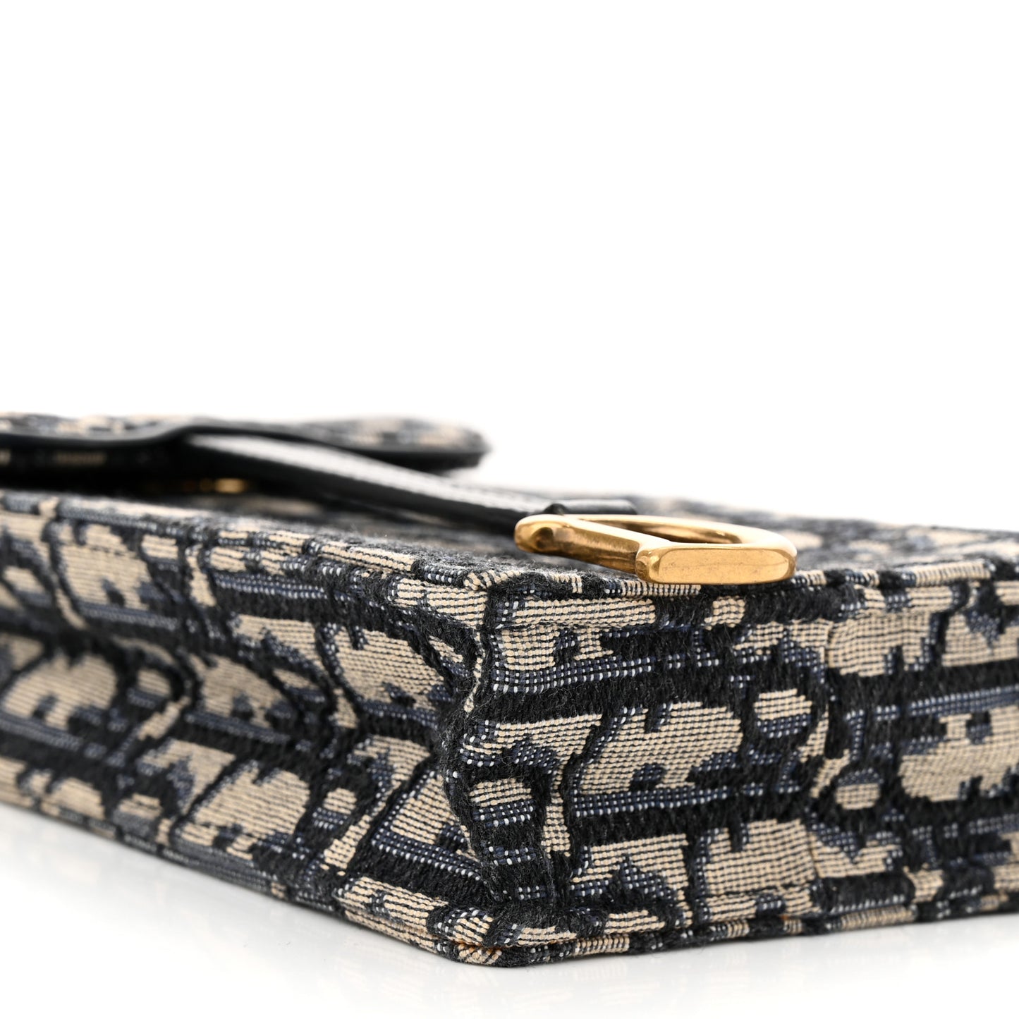 Oblique Vertical Saddle Pouch Blue