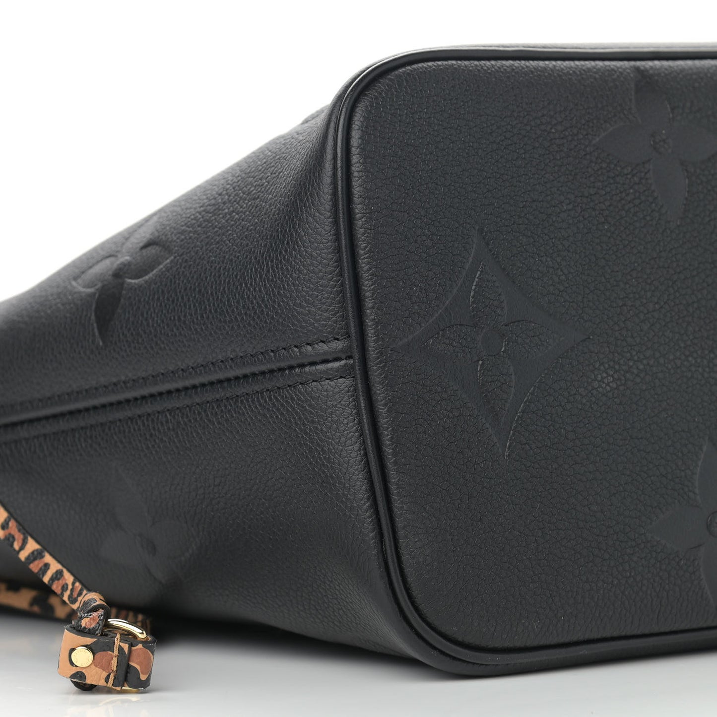 Empreinte Monogram Giant Wild At Heart Neverfull MM Black