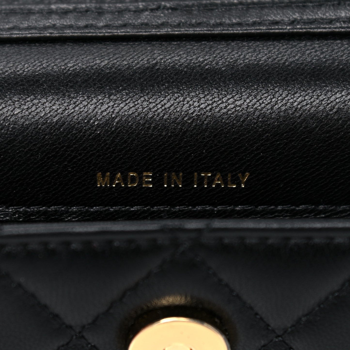Lambskin Quilted Zirconium Clutch With Chain Black