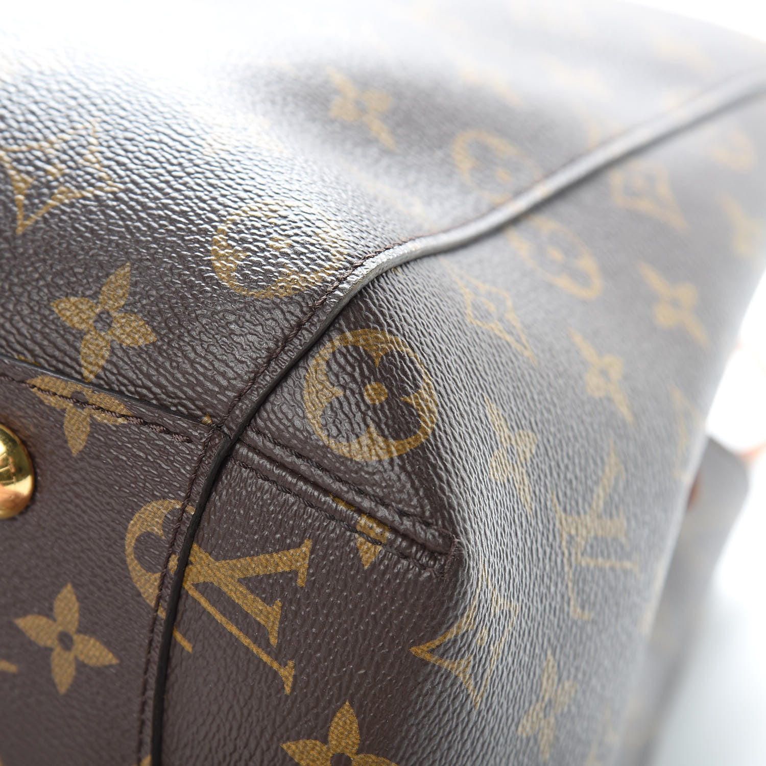 Louis Vuitton Monogram Montaigne GM 11 of 16