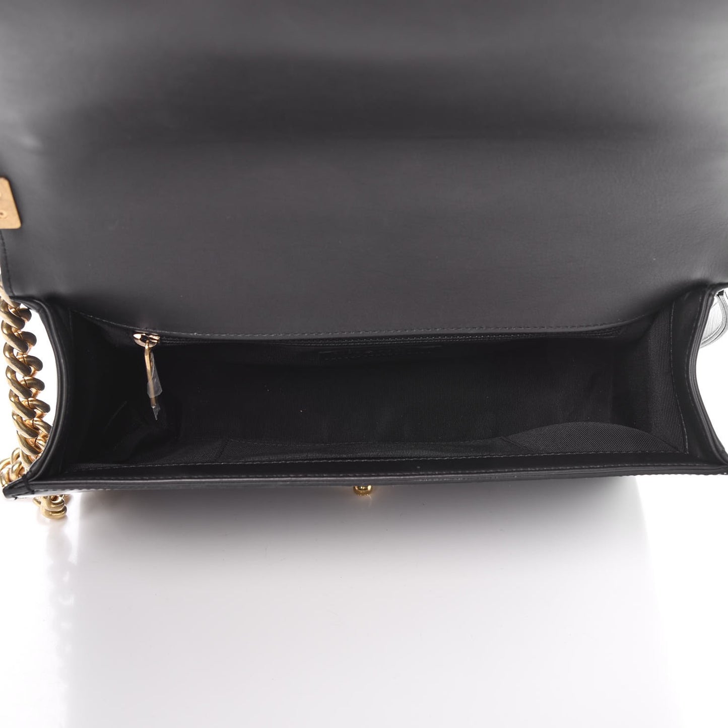 Patent Calfskin Quilted New Medium Boy Flap Black