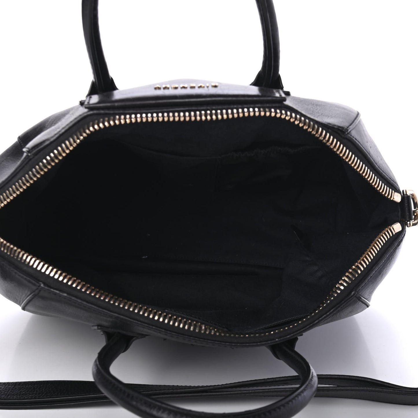 Calfskin Medium Zipper Antigona Black
