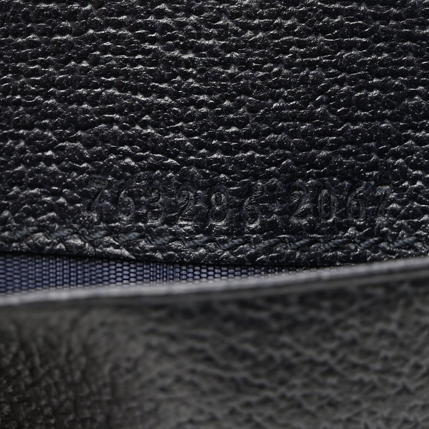 Gucci GG Supreme Monogram Textured Dollar Calfskin Card Case Blue Dark Blue 7 of 8