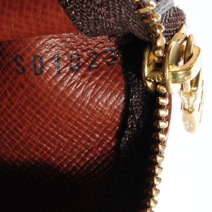 Louis Vuitton Monogram Key Pouch 8 of 8