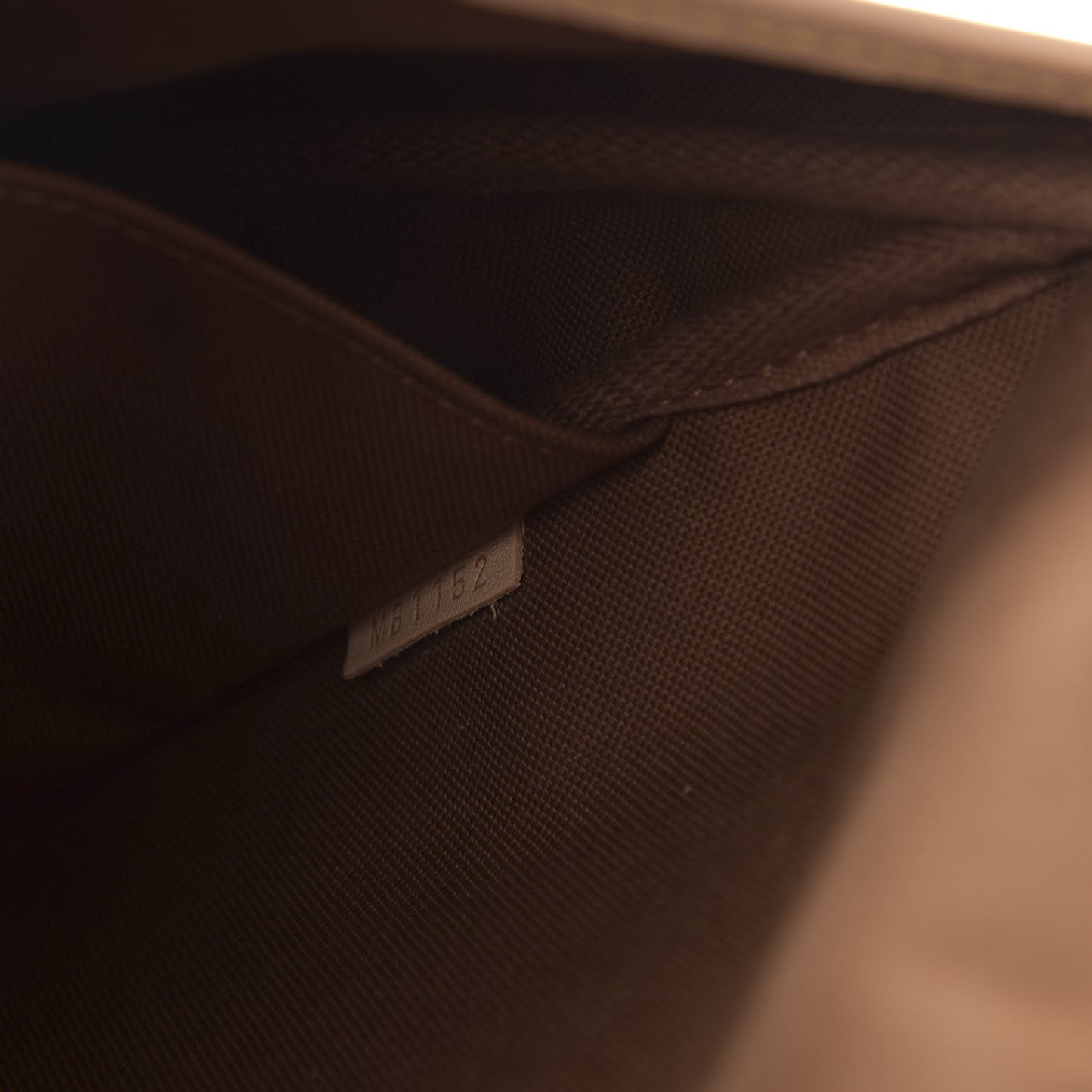 Monogram Saumur 35