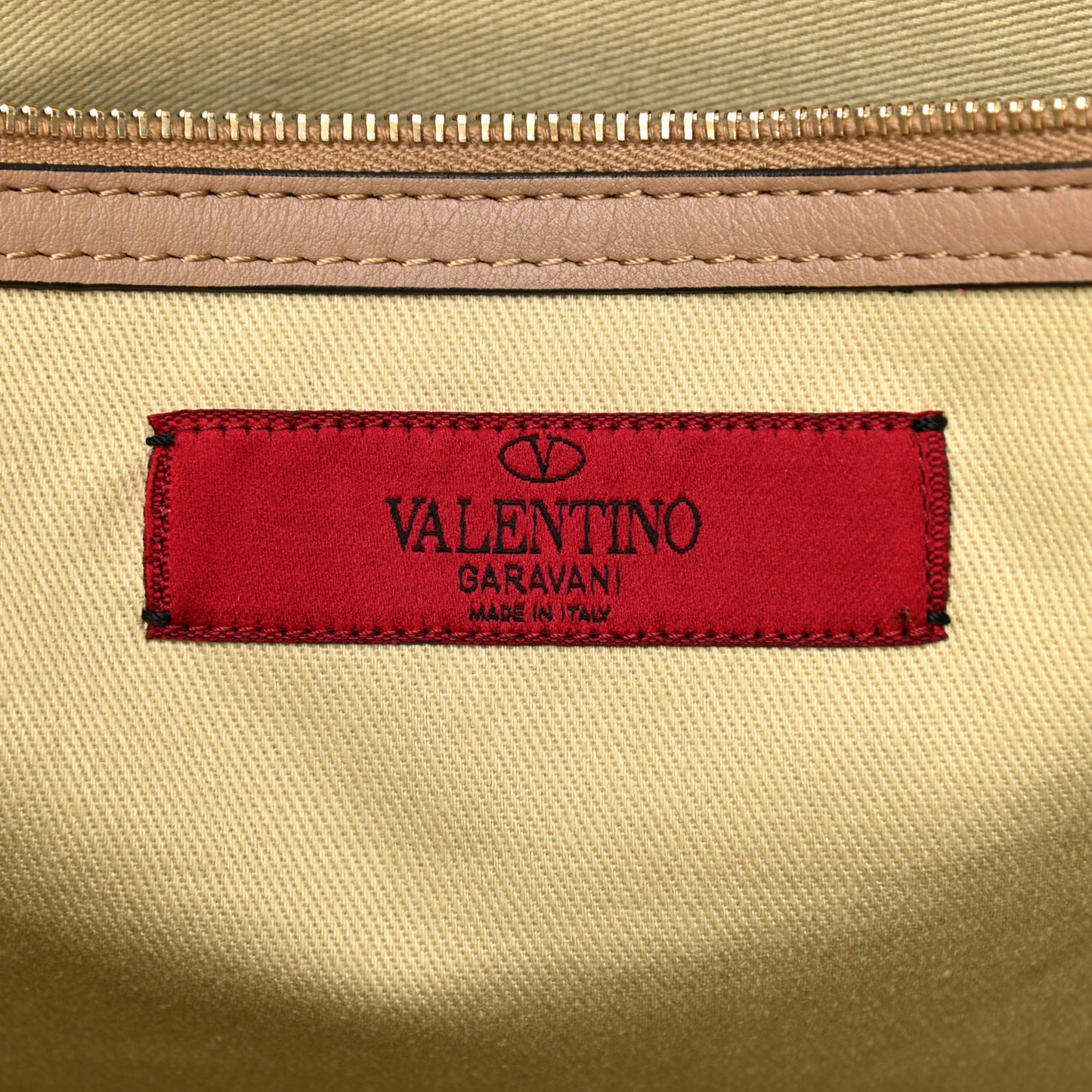 Vitello Rockstud Dome Shopper Alpaca
