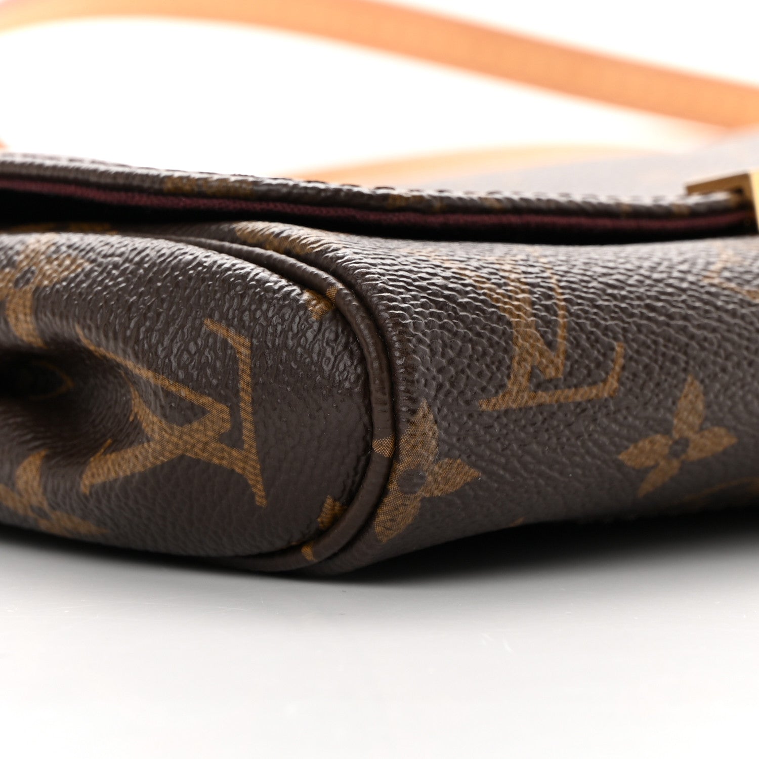 Louis Vuitton Monogram Favorite PM 9 of 11