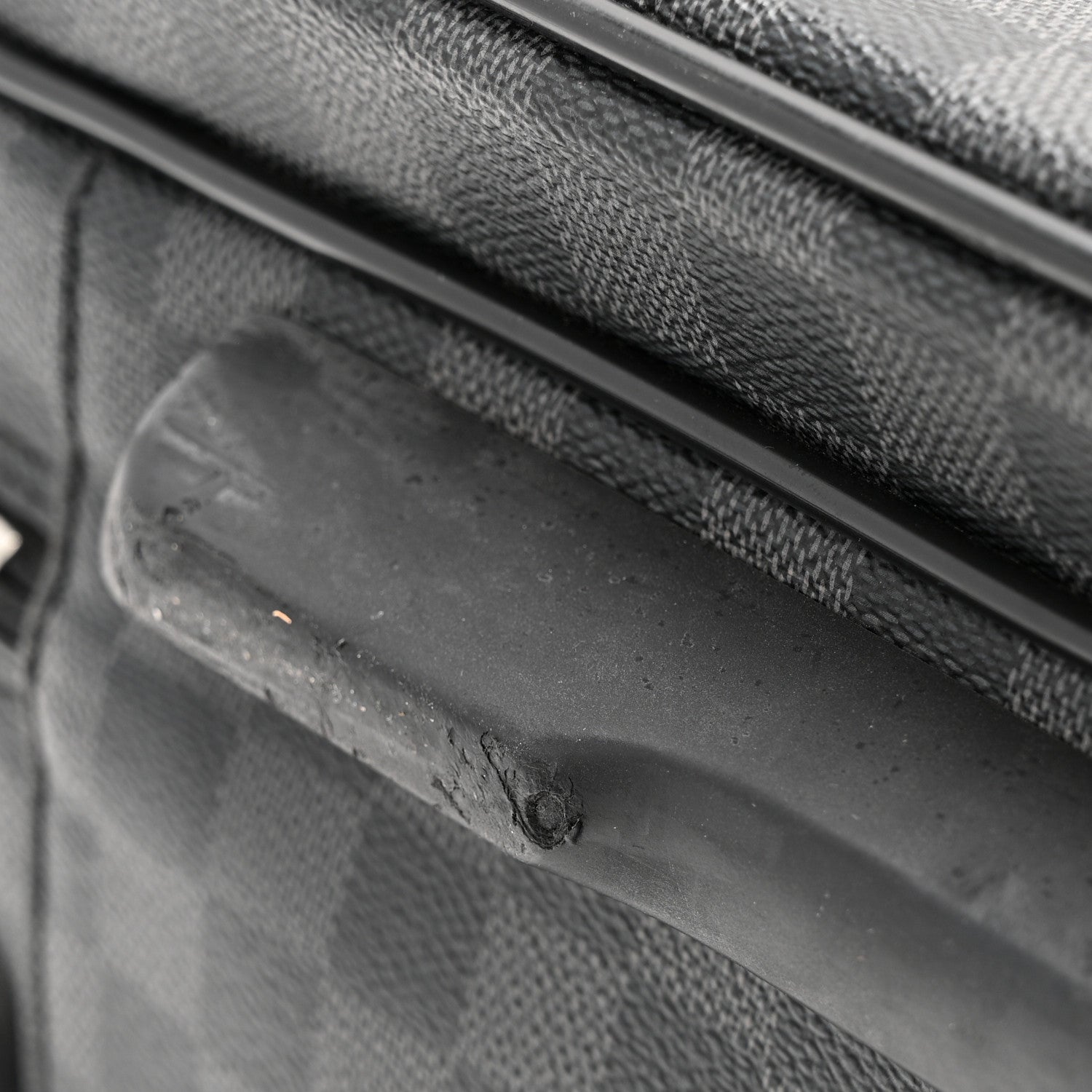 Louis Vuitton Damier Graphite Pilot Case 19 of 32