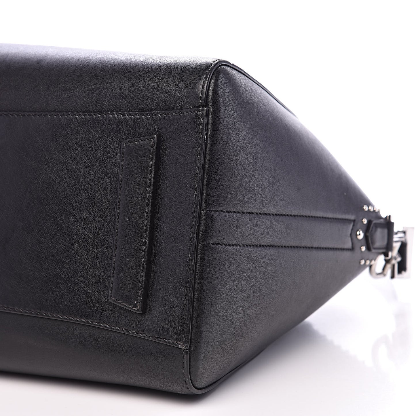 Calfskin Medium Studded Antigona Black