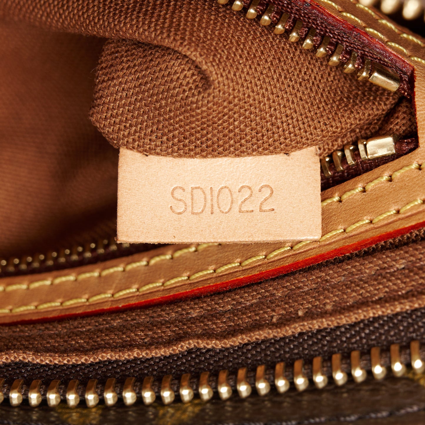 Monogram Trotteur