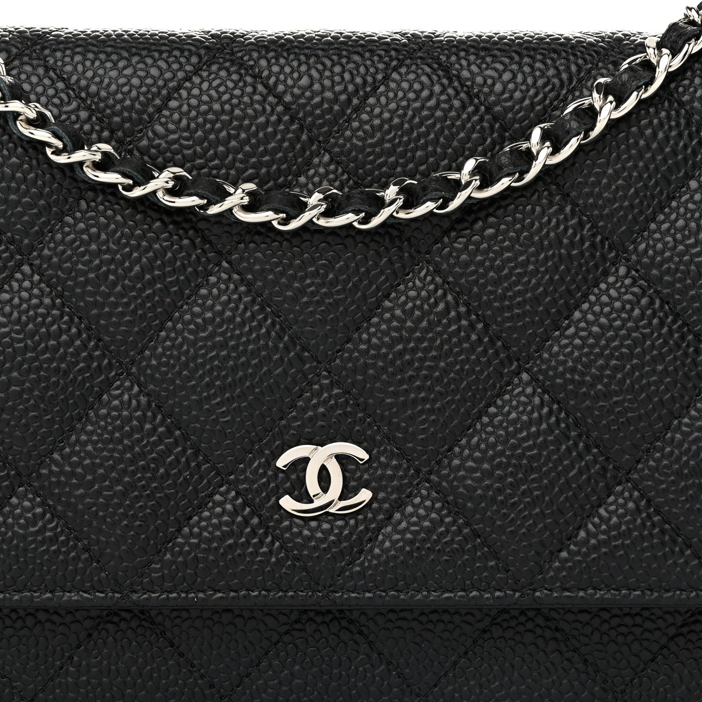 Caviar Quilted Wallet on Chain WOC Black