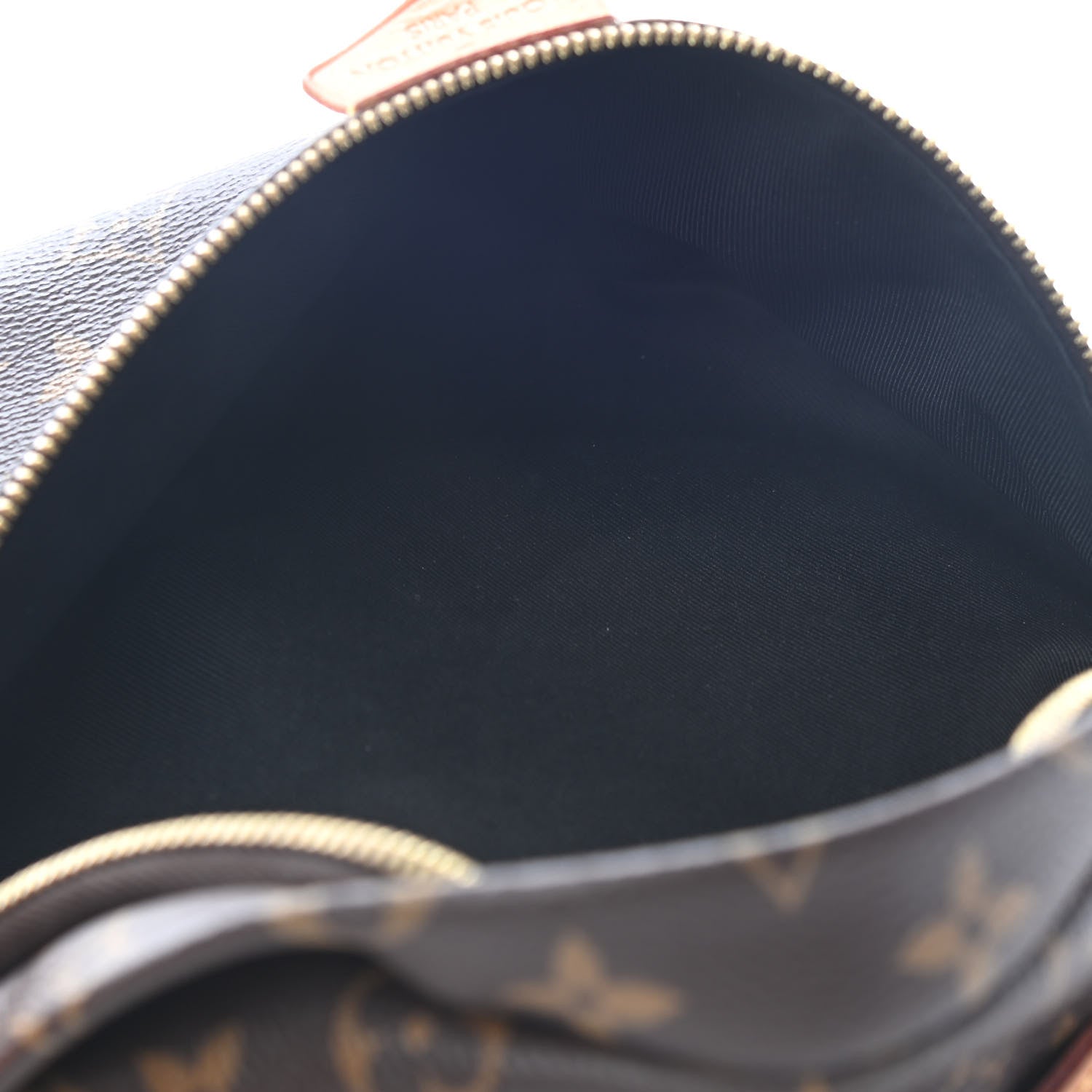 Louis Vuitton Monogram Bumbag 5 of 6