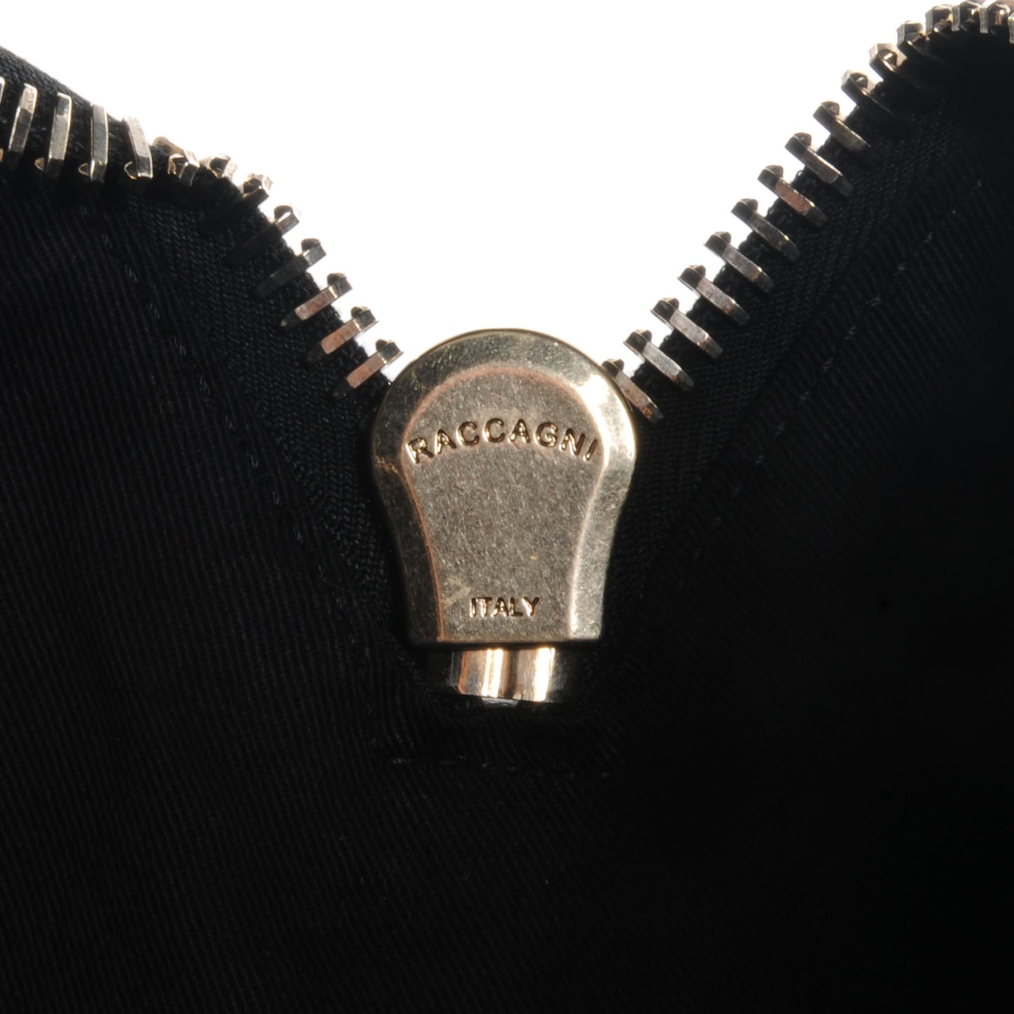 Shiny Lord Calfskin Medium Antigona Black