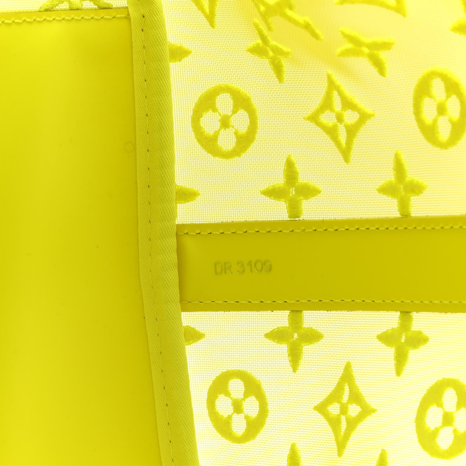Louis Vuitton Monogram Fluo See Through Keepall Bandouliere 50 Yellow 19 of 31