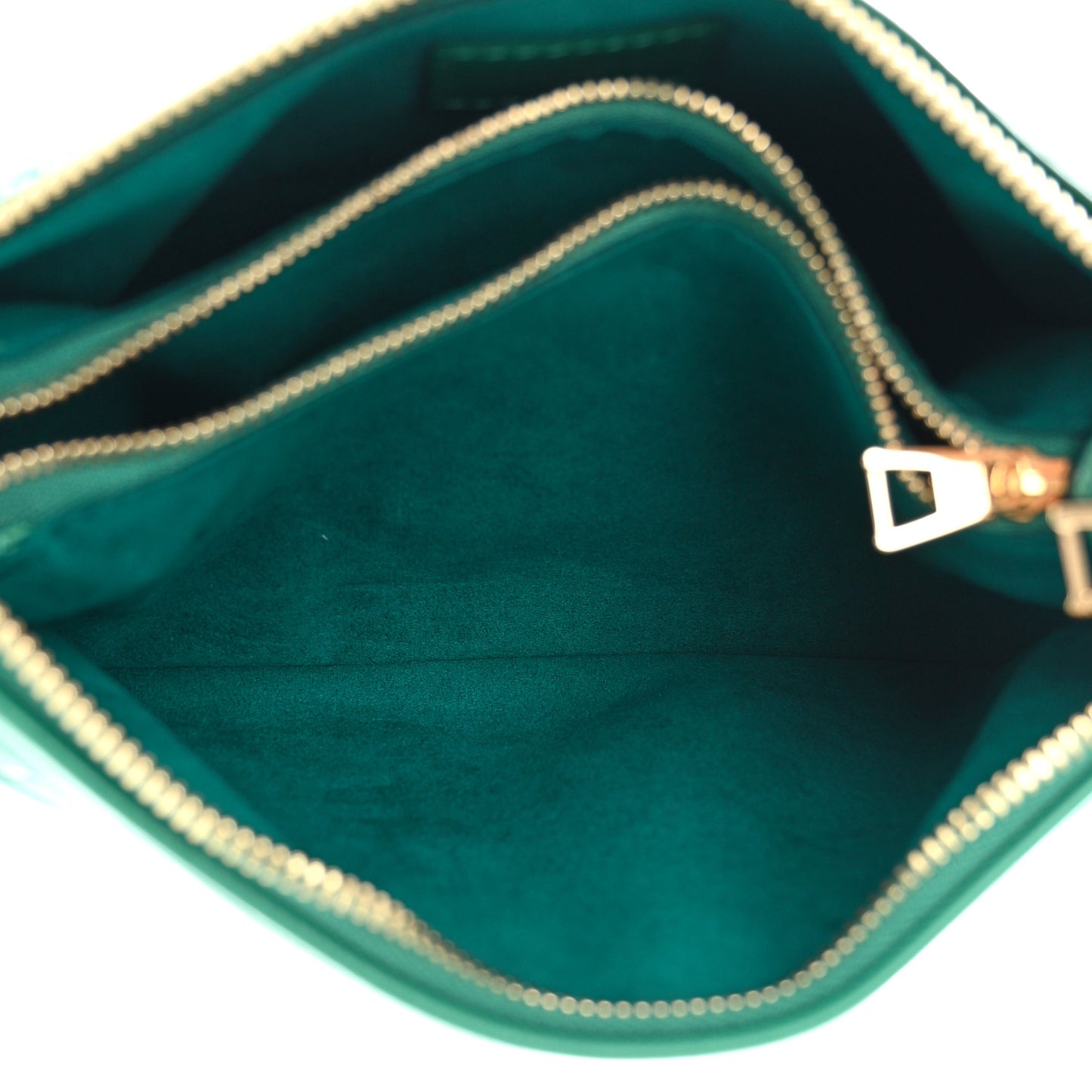 Lambskin Embossed Monogram Coussin BB Emeraude