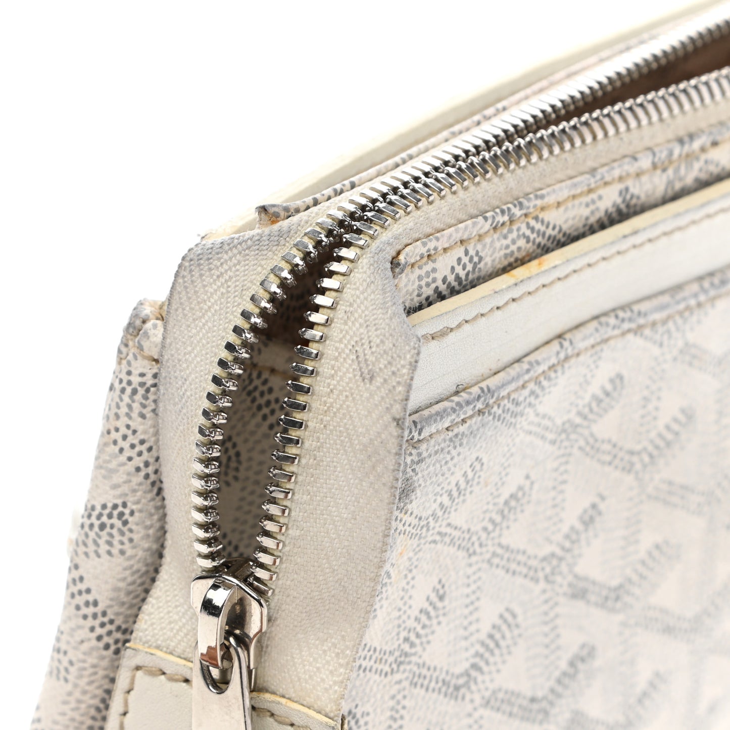 Goyardine Miroir Toiletry Bag PM White