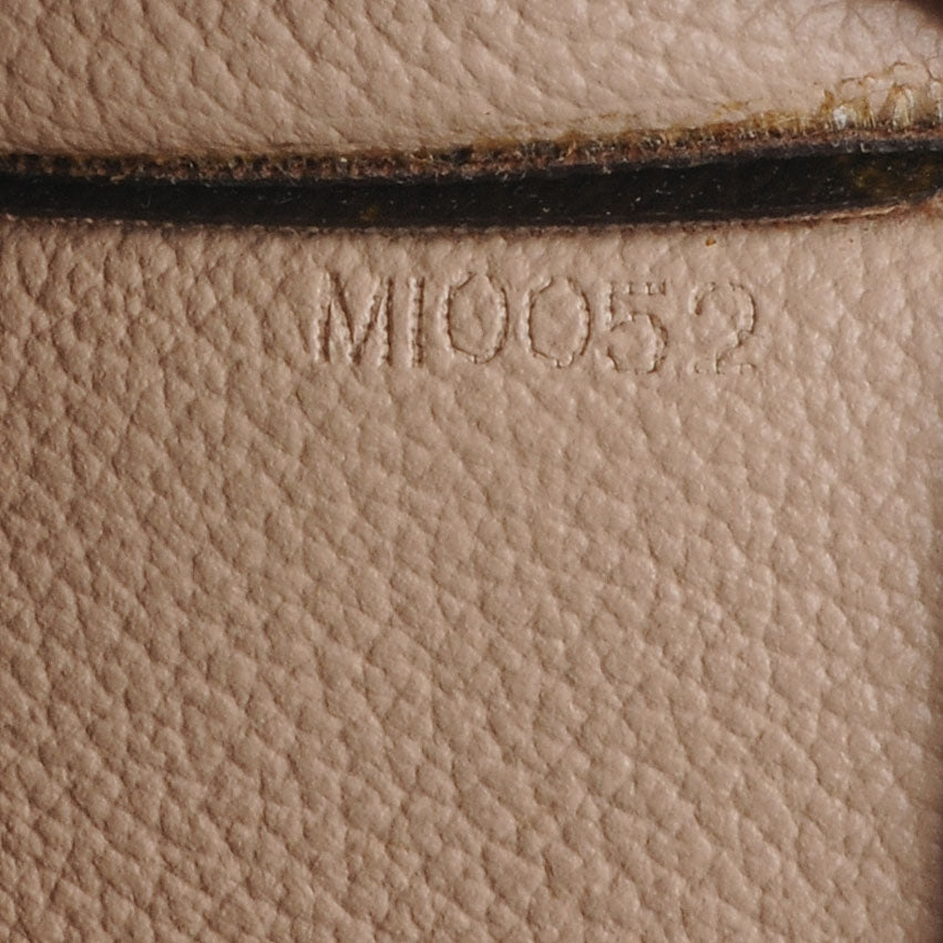 Monogram Sac Plat