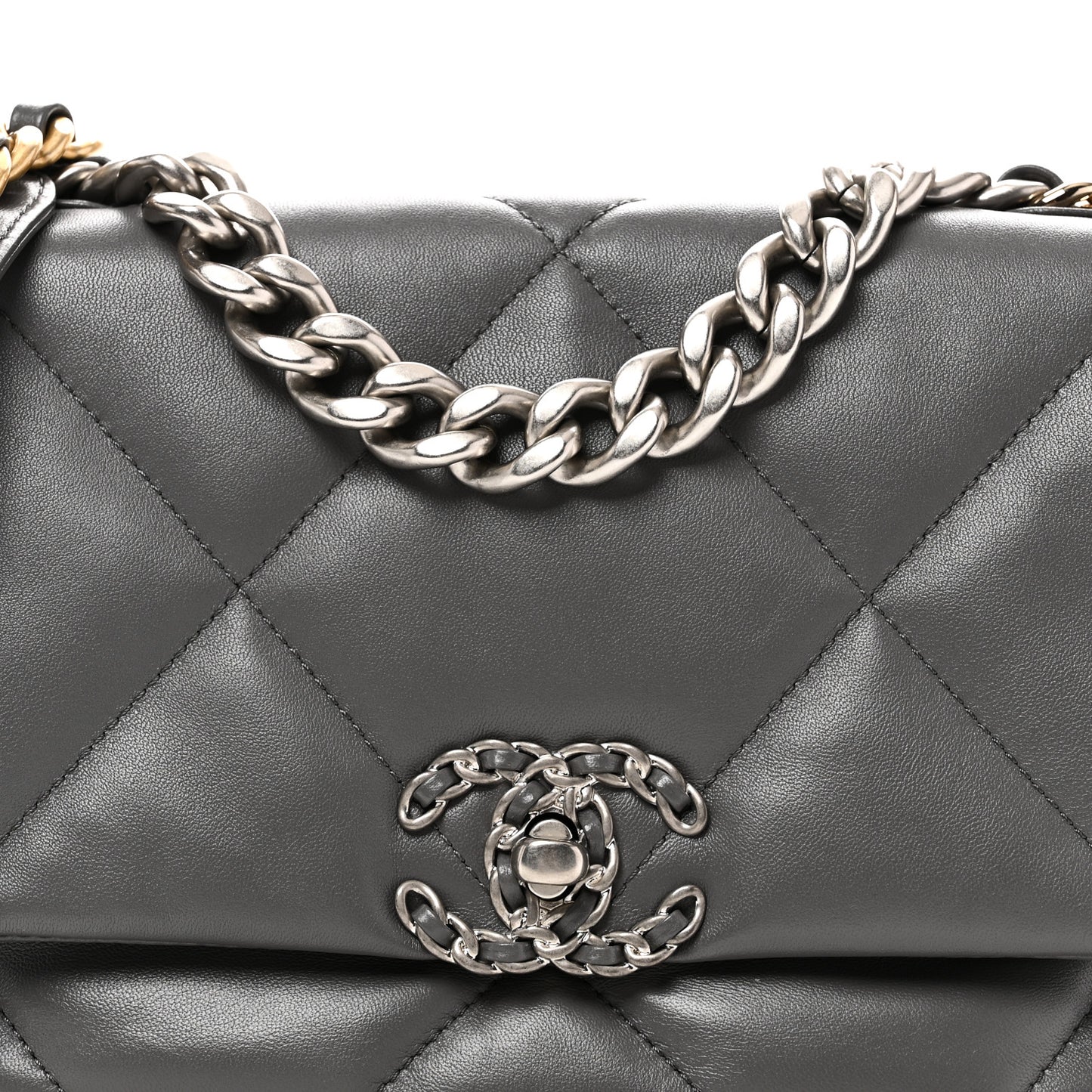 Lambskin Quilted Medium Chanel 19 Flap Grey