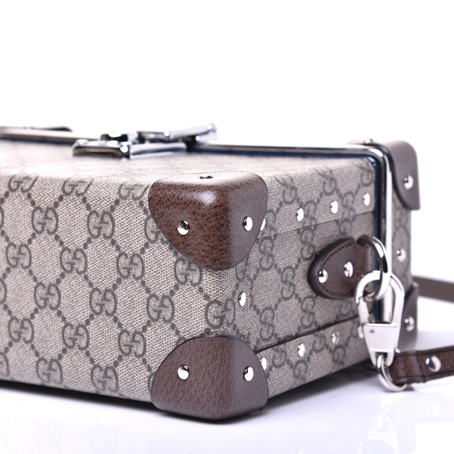 Gucci GG Supreme Monogram Globe-Trotter Beauty Case Brown 8 of 8