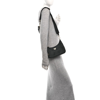 Prada Nylon Re-Edition 2005 Shoulder Bag Black 2 of 12
