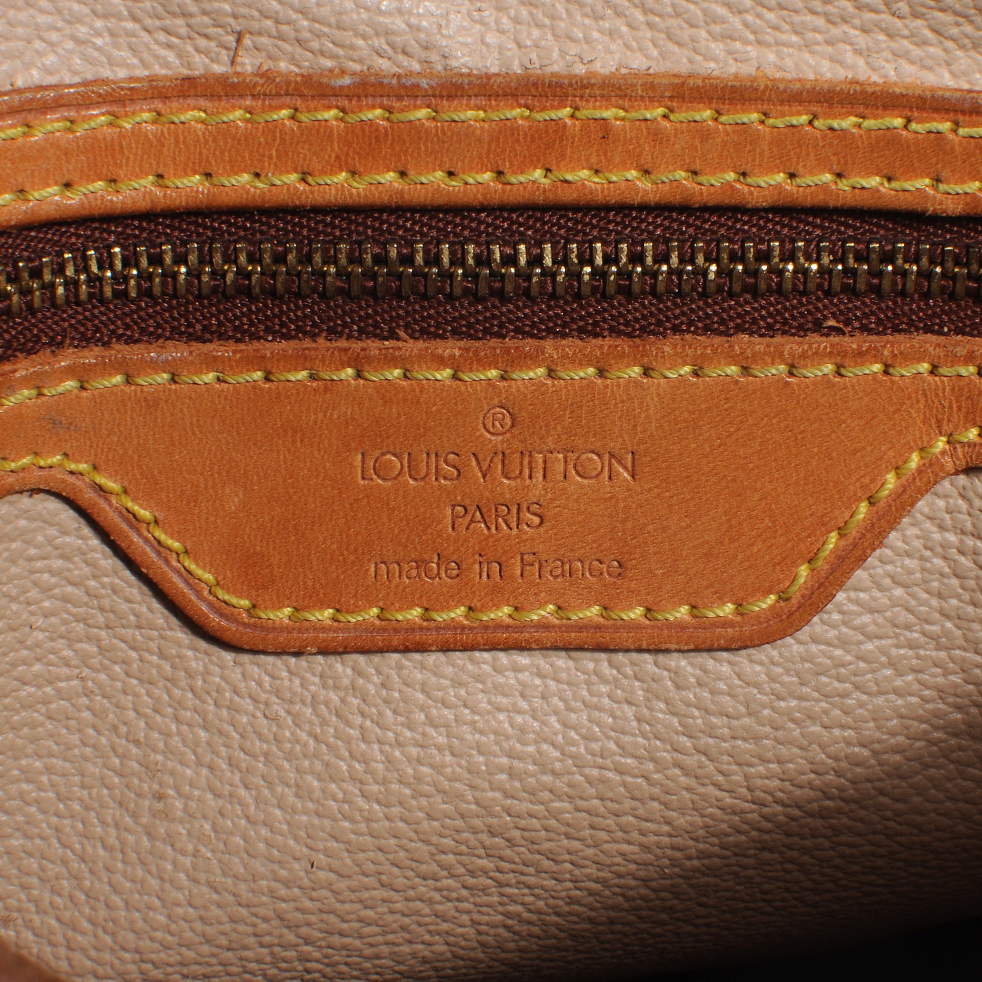 Louis Vuitton Monogram Petit Bucket 23 5 of 8