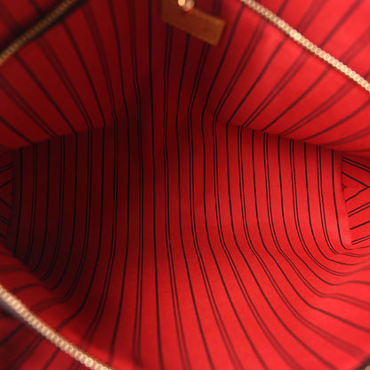 Louis Vuitton Monogram Ever More MM 6 of 10