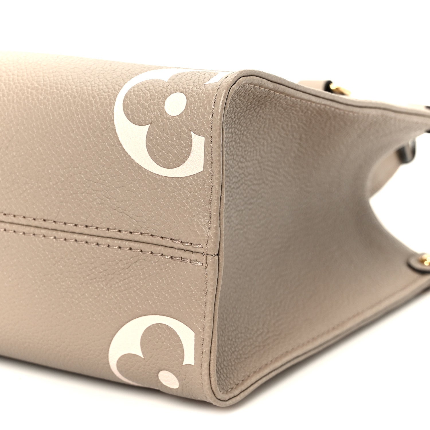 Louis Vuitton Empreinte Monogram Giant Onthego PM Tourterelle Creme 8 of 8