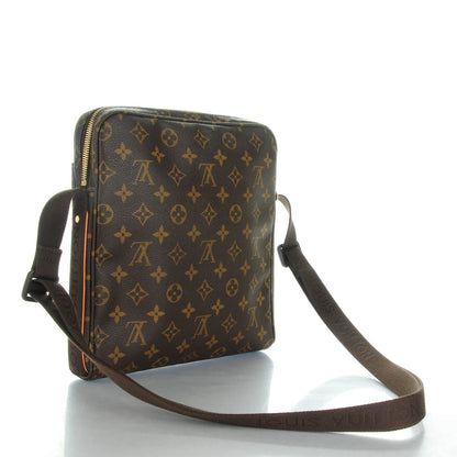 Louis Vuitton Monogram Trotteur Beaubourg 3 of 7