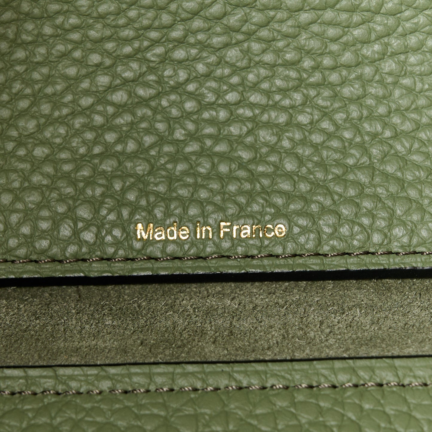 Grained Bullskin Gradient Cool Box MM Green Black