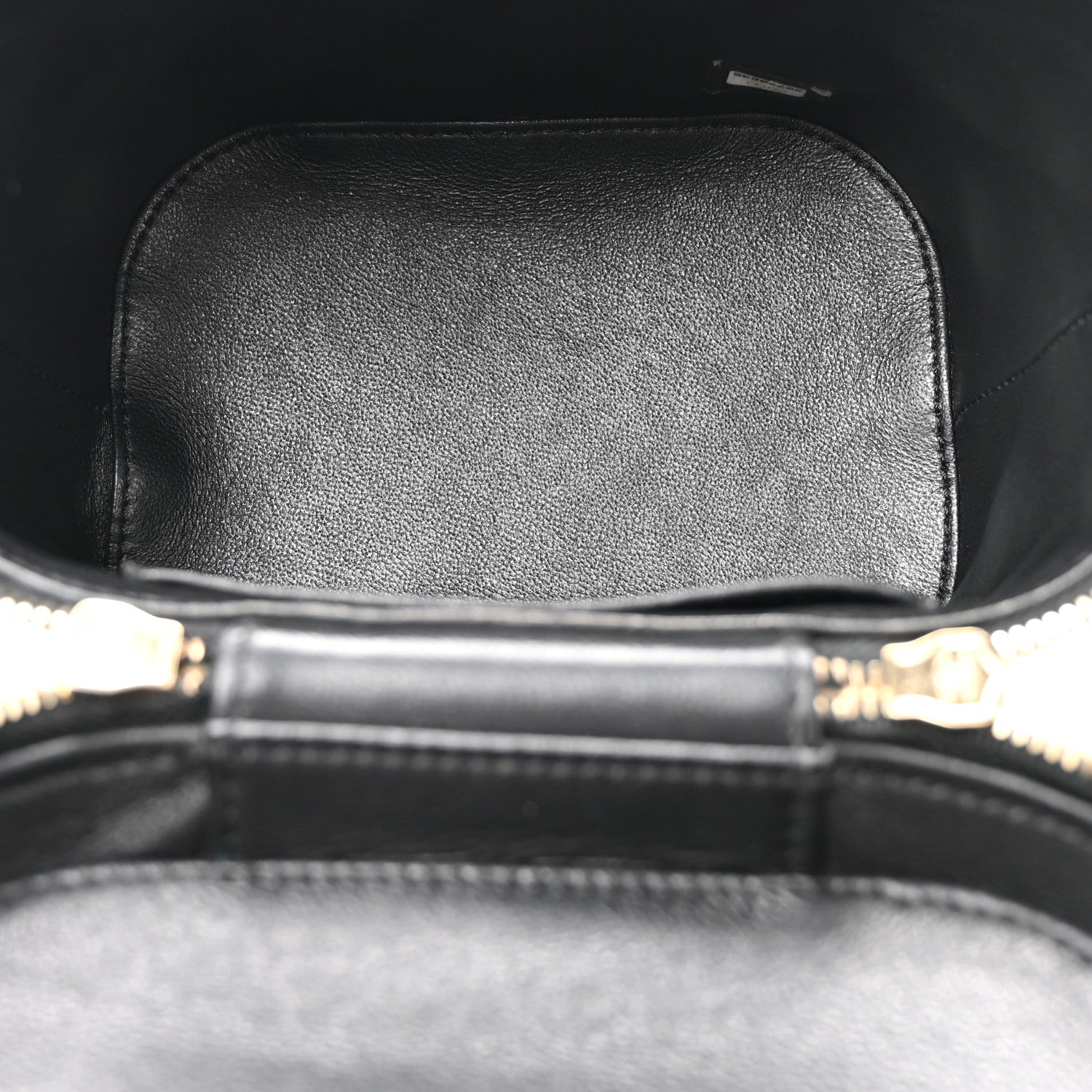 Chanel Lambskin Quilted Trendy Vanity Case Black 5 of 10