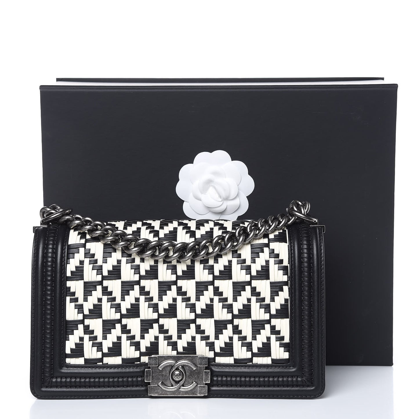 Calfskin Woven Medium Boy Flap Black White