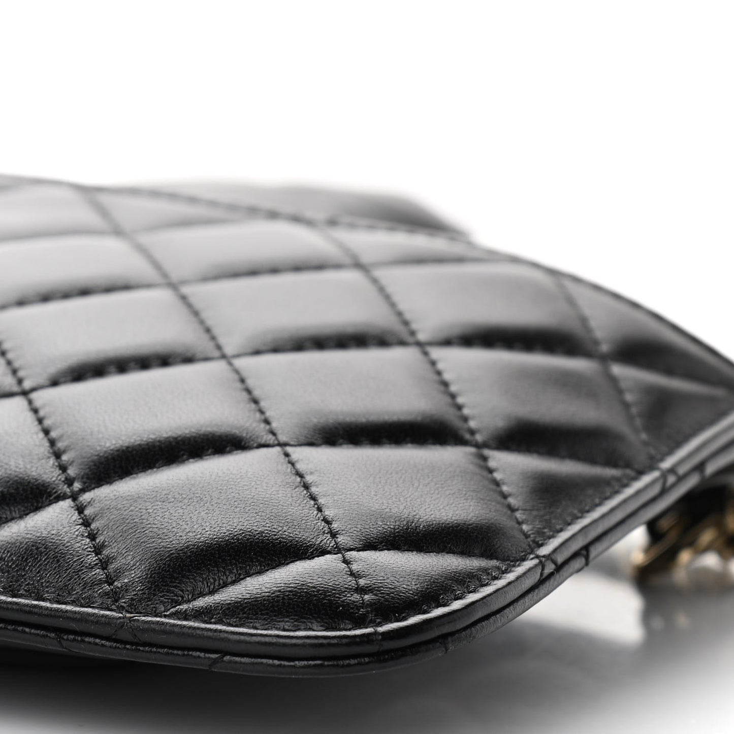 Lambskin Quilted Clutch With Chain Black