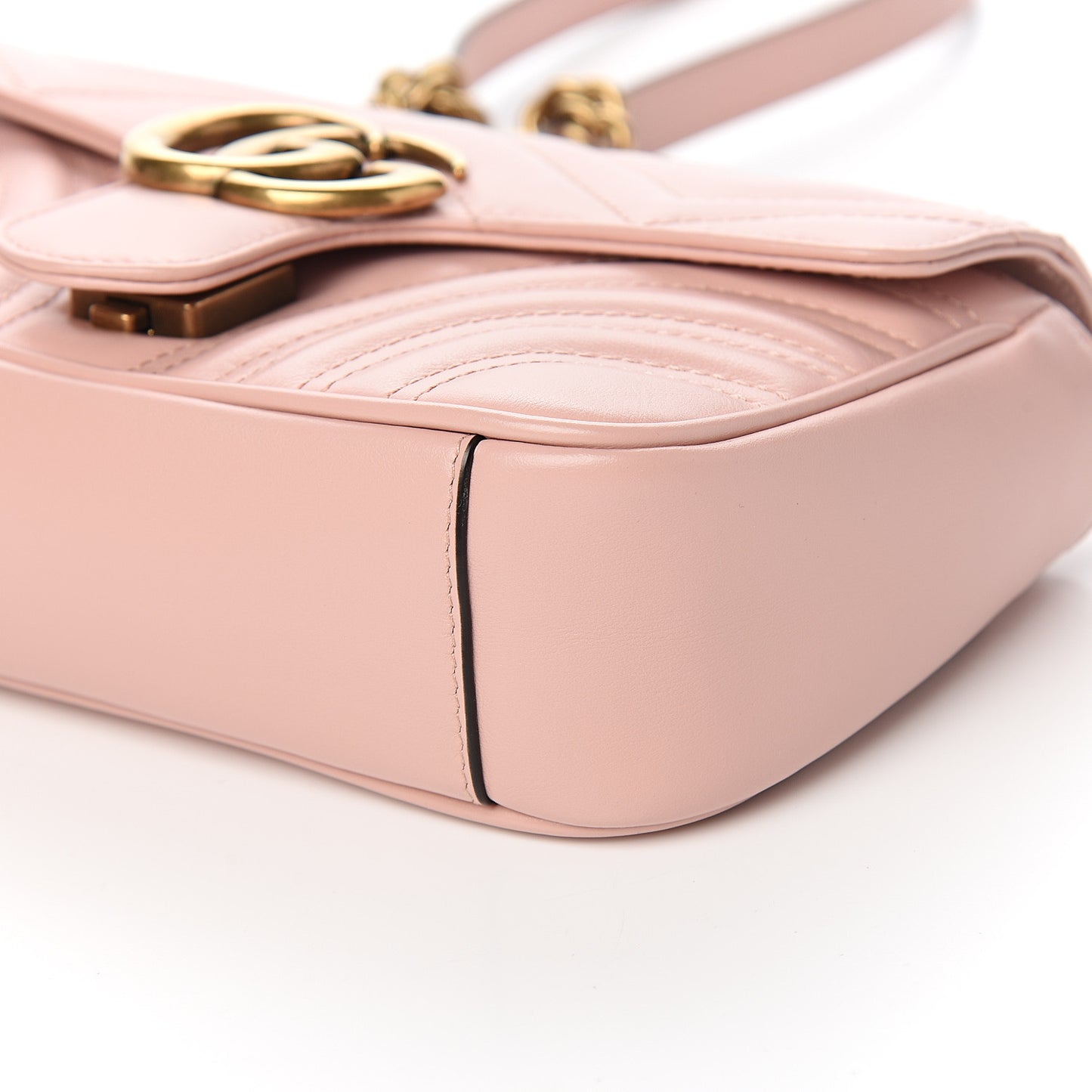 Calfskin Matelasse Mini GG Marmont Shoulder Bag Perfect Pink