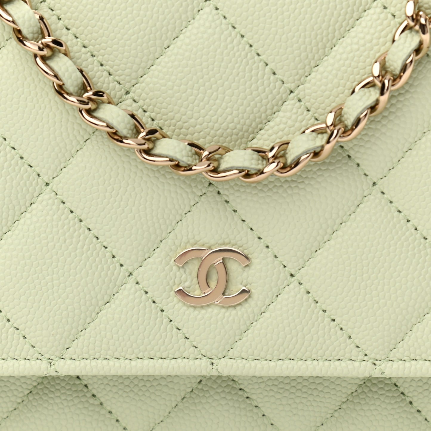 Caviar Quilted Wallet On Chain WOC Light Green