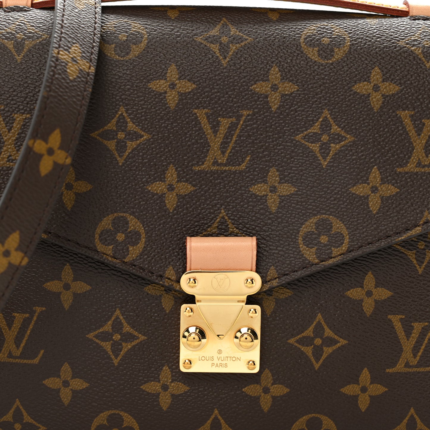 Monogram Pochette Metis