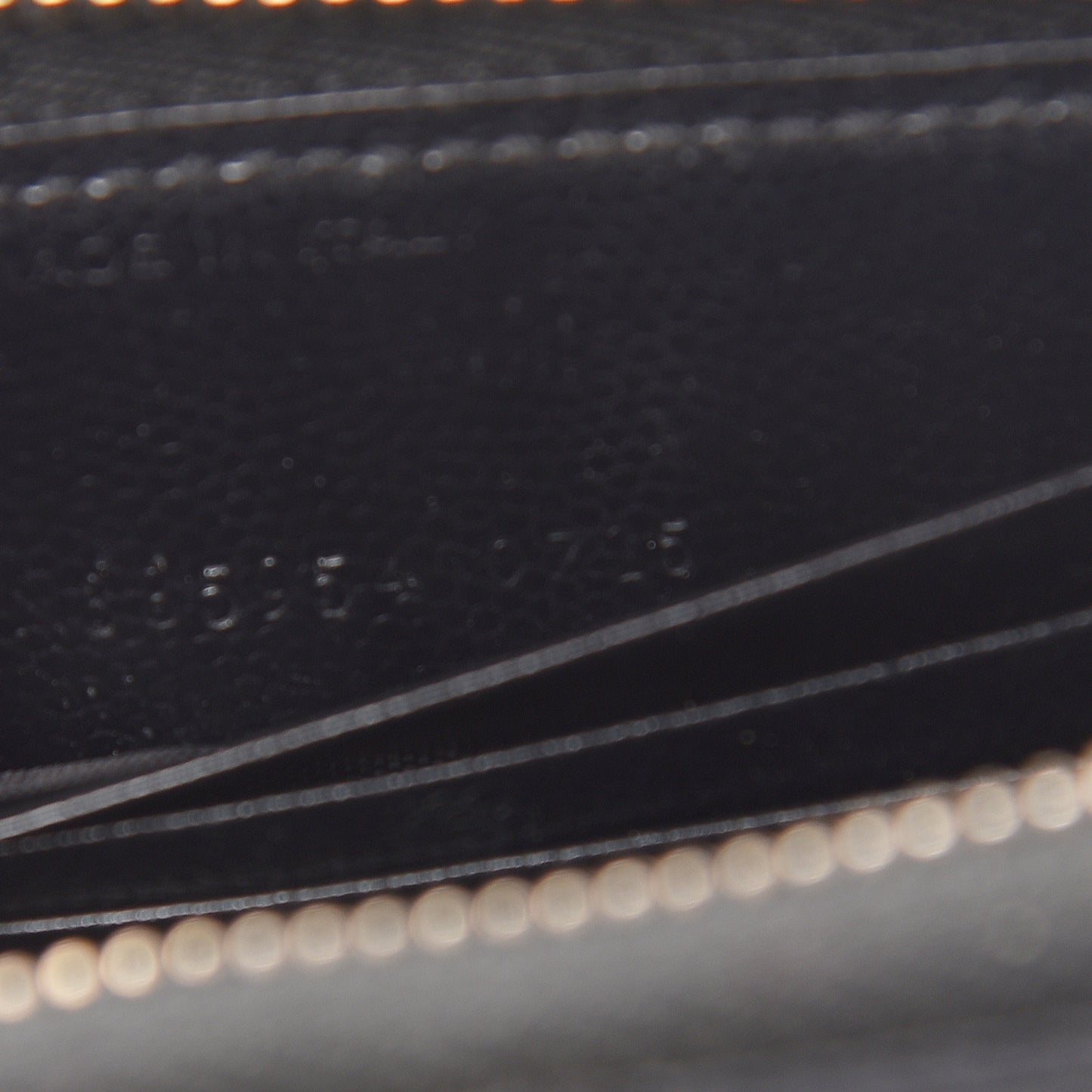 Grain De Poudre Matelasse Chevron Monogram Phone Wallet Black