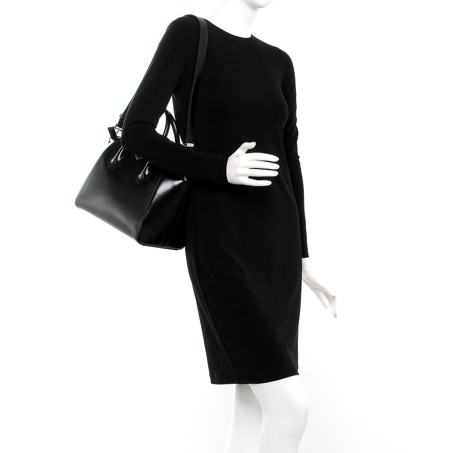Shiny Lord Calfskin Medium Antigona Black