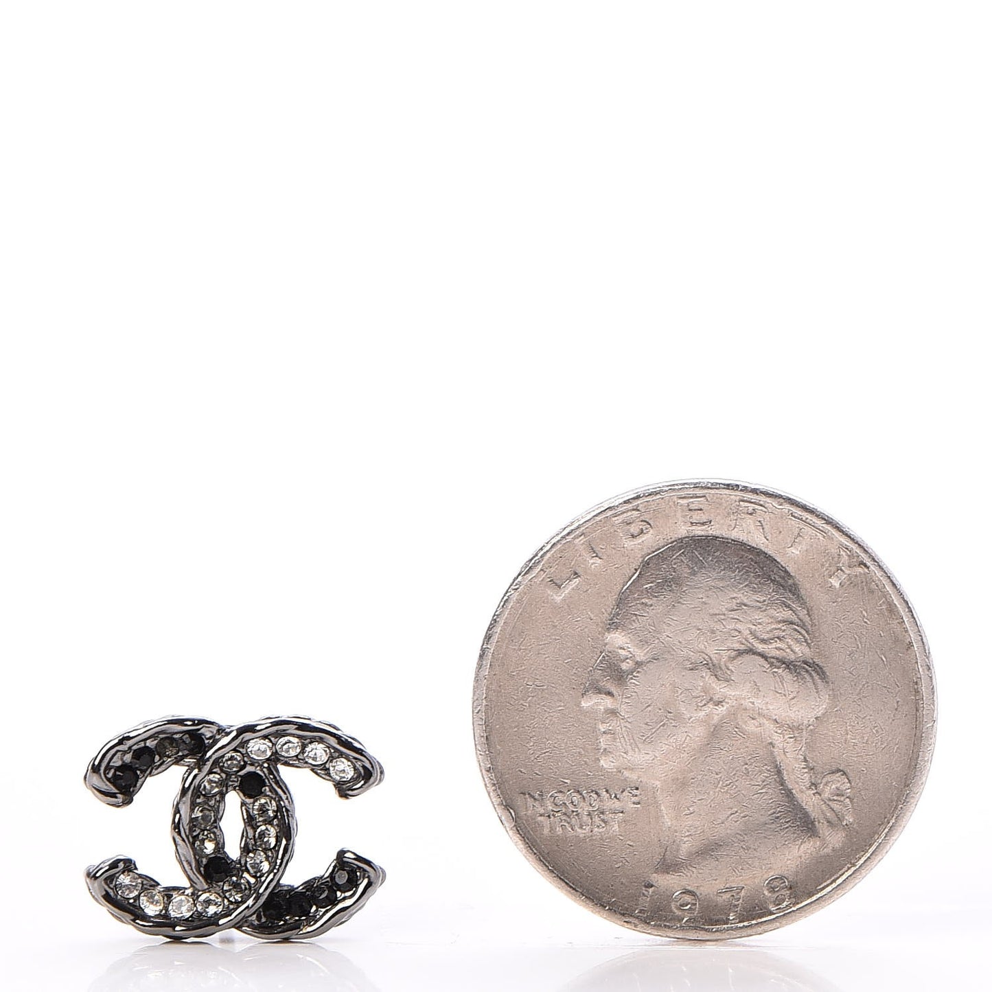 Ruthenium Crystal CC Earrings Silver Black