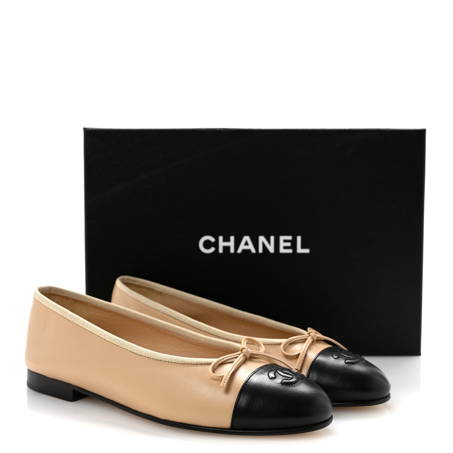 Chanel Lambskin Cap Toe CC Ballerina Flats 38 Beige Black 11 of 11