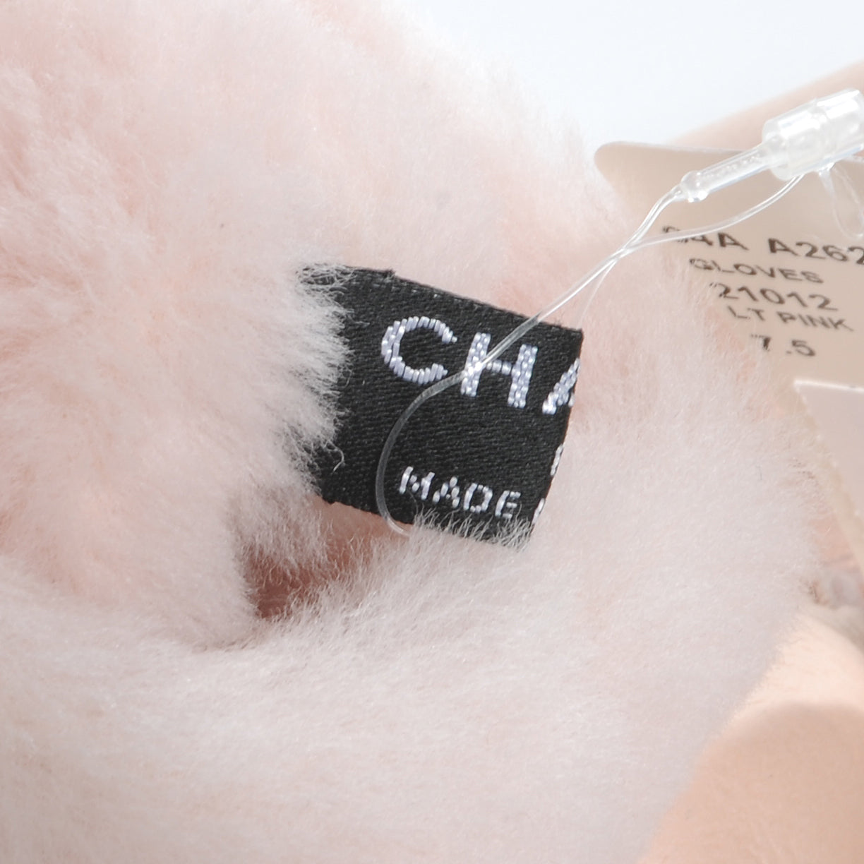 Chanel Leather Quilted CC Gloves 7.5 Light Pink 4 of 8
