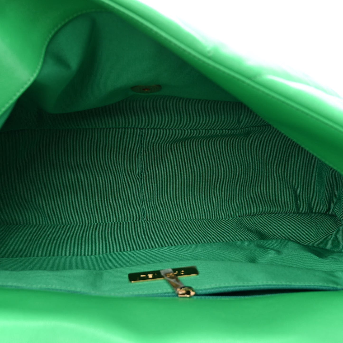 Lambskin Quilted Maxi Chanel 19 Flap Green