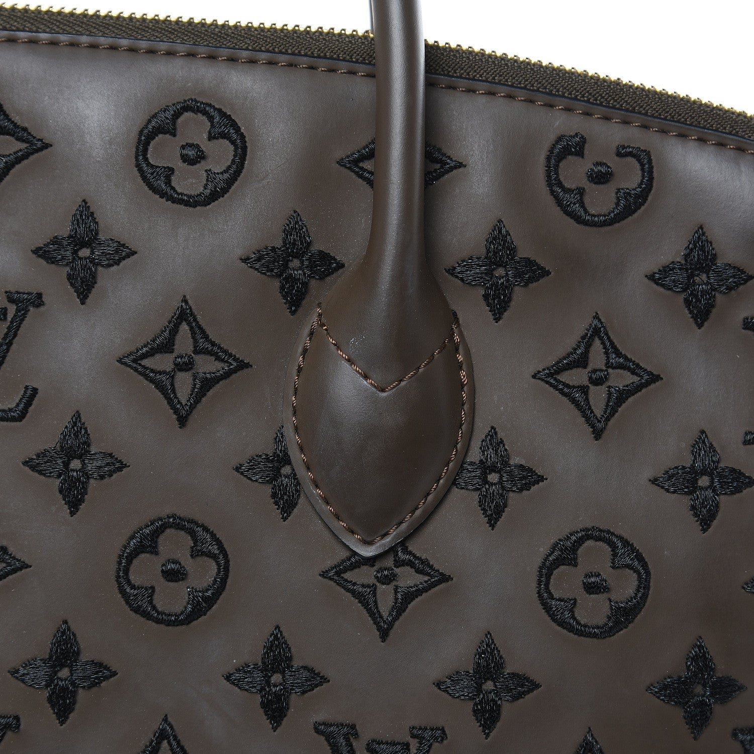 Louis Vuitton Monogram Addiction Vertical Lockit MM Brown 15 of 18