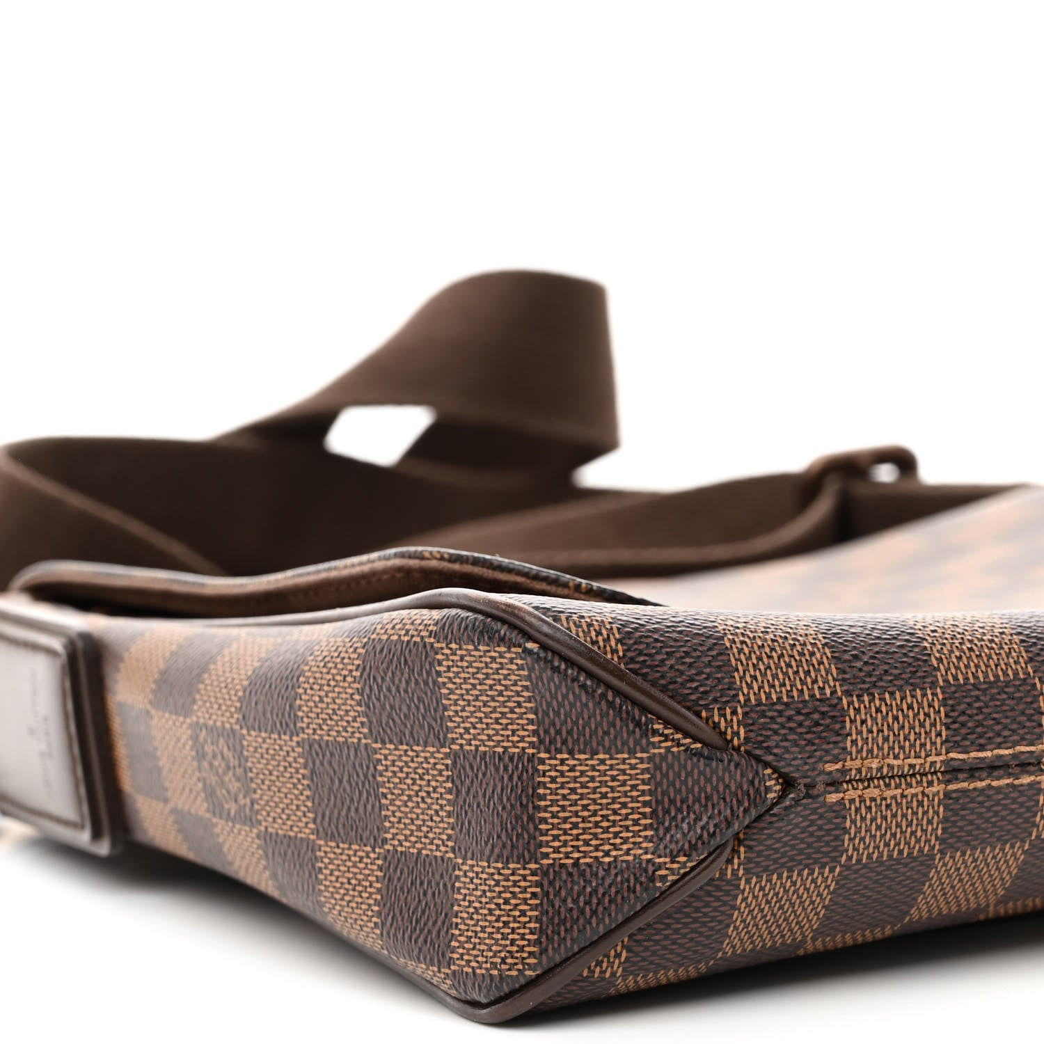 Louis Vuitton Damier Ebene District PM 8 of 12
