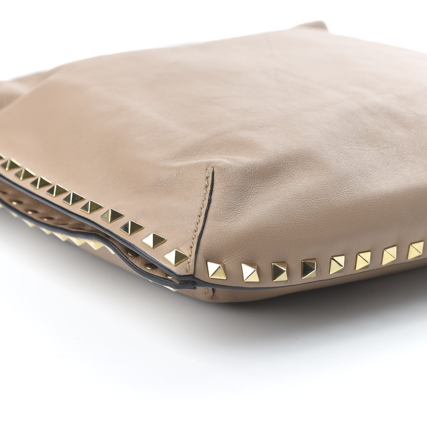 Vitello Rockstud Hobo Beige